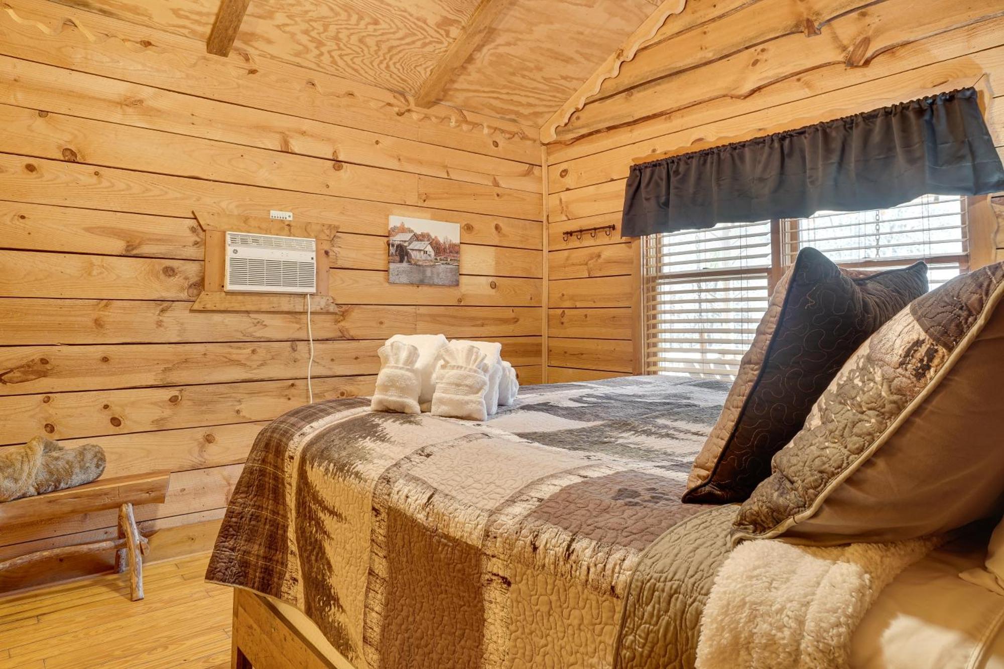 Villa Secluded Family Retreat In Dahlonega With Hot Tub! Extérieur photo
